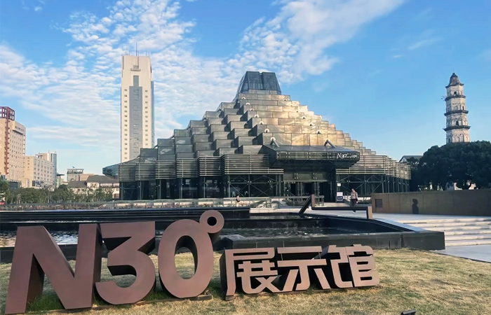 紹興文旅新地標|雷曼康碩展LED創(chuàng)意屏點亮北緯30°展示館