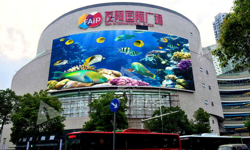 湖南友阿廣場(chǎng)戶外LED顯示屏 面積710平米