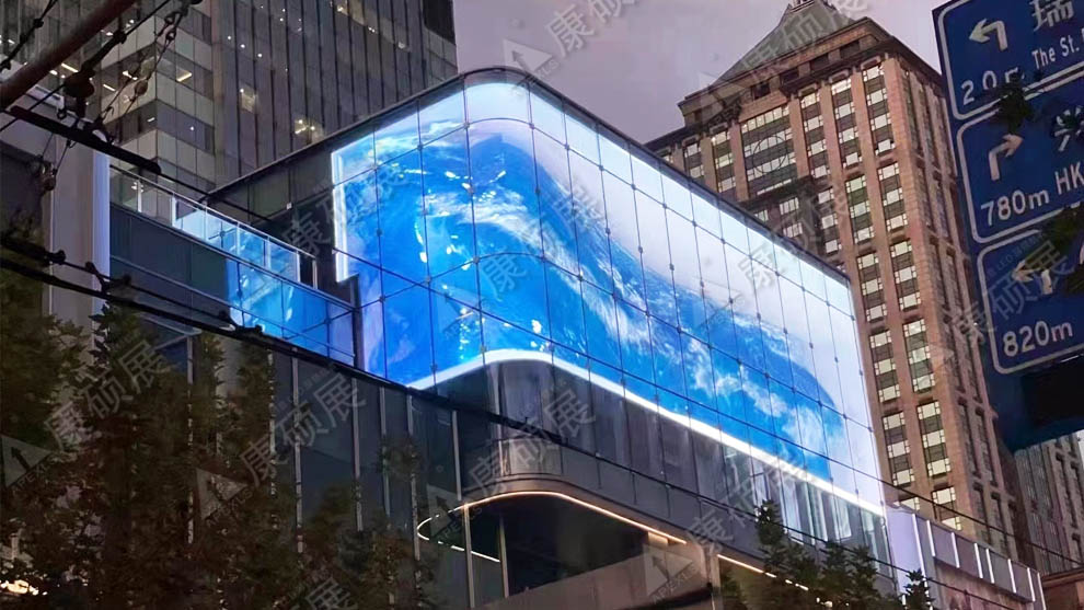 上海中信泰富廣場(chǎng)裸眼3D透明屏