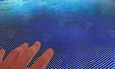 采用頂級燈珠，超高清顯示不失真